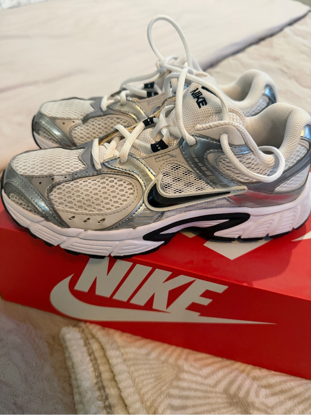 Nike White and Silver Women's Athletic Sneakers